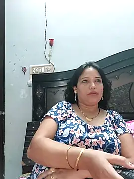 Poojabhabi101 online show from 15, 9, 2025