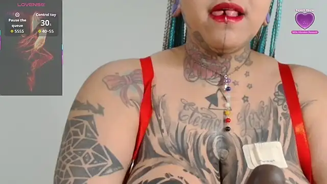 Snapshot of girl_squiting chatting on 22, 11, 2025 girl squiting online show from 22, 11, 2025