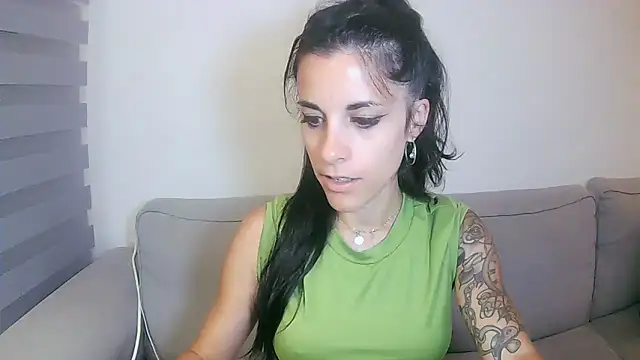 Snapshot of secretoeternoo chatting on 22, 6, 2026 secretoeternoo online show from 22, 6, 2026