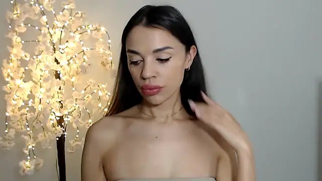 Mika Gold online show from 26, 9, 2025