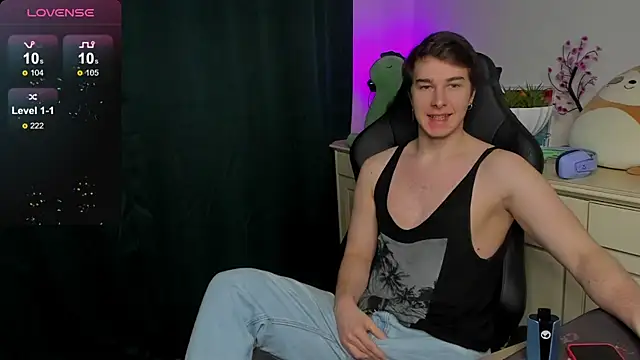 Vincent Strong online show from 5, 10, 2025