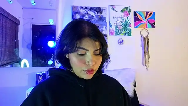 GigiiStone online show from 27, 10, 2025