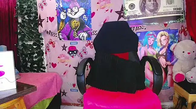 flaquita corall online show from 9, 3, 2025