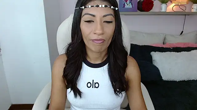 sofia perez    online show from 17, 3, 2025