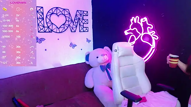 Snapshot of demyanderson_ chatting on 7, 1, 2025 demyanderson online show from 7, 1, 2025