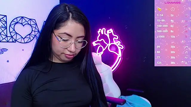 Snapshot of demyanderson_ chatting on 1, 2, 2025 demyanderson online show from 1, 2, 2025