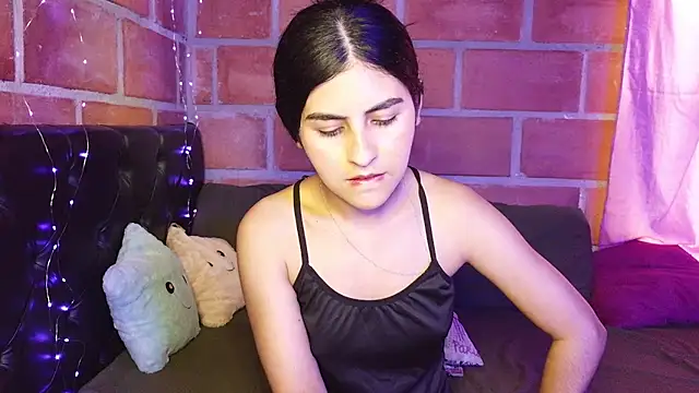 Snapshot of Nathacha chatting on 26, 6, 2026 Nathacha online show from 26, 6, 2026