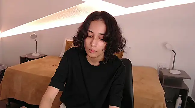 hot little bunny online show from 4, 1, 2025