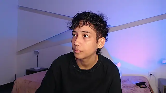 Snapshot of hot_little_bunny chatting on 11, 2, 2025 hot little bunny online show from 11, 2, 2025