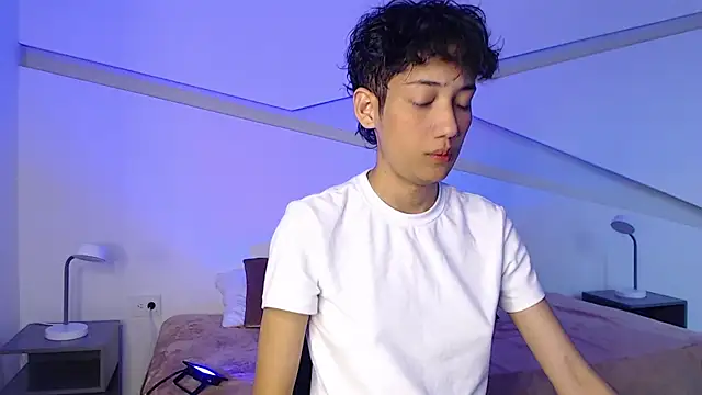 Snapshot of hot_little_bunny chatting on 12, 2, 2025 hot little bunny online show from 12, 2, 2025