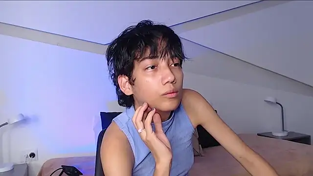 Snapshot of hot_little_bunny chatting on 20, 3, 2025 hot little bunny online show from 20, 3, 2025