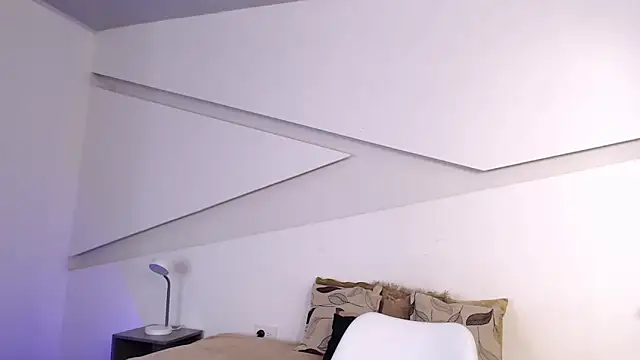 Snapshot of hot_little_bunny chatting on 18, 9, 2025 hot little bunny online show from 18, 9, 2025