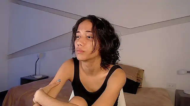 Snapshot of hot_little_bunny chatting on 5, 11, 2025 hot little bunny online show from 5, 11, 2025