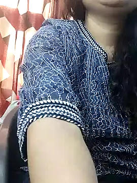 Snapshot of Doll_Nepali chatting on 28, 2, 2025 Doll Nepali online show from 28, 2, 2025