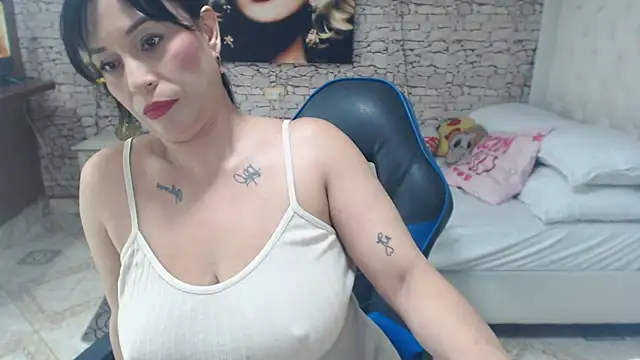 Snapshot of AlissonTyler4u chatting on 30, 4, 2026 AlissonTyler4u online show from 30, 4, 2026