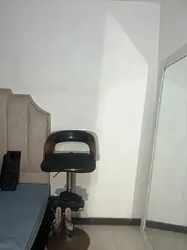 Snapshot of LiraRusso chatting on 16, 7, 2026 LiraRusso online show from 16, 7, 2026