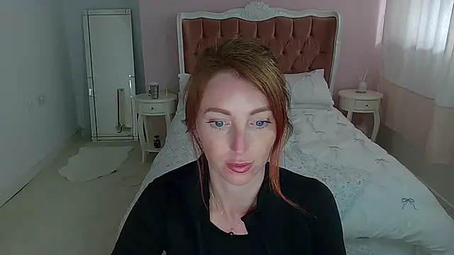 Red firesquirt online show from 14, 7, 2026