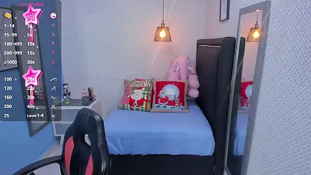 Snapshot of LORENADAVIES chatting on 9, 12, 2024 LORENADAVIES online show from 9, 12, 2024