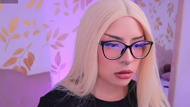 Misselektra   online show from 12, 9, 2025