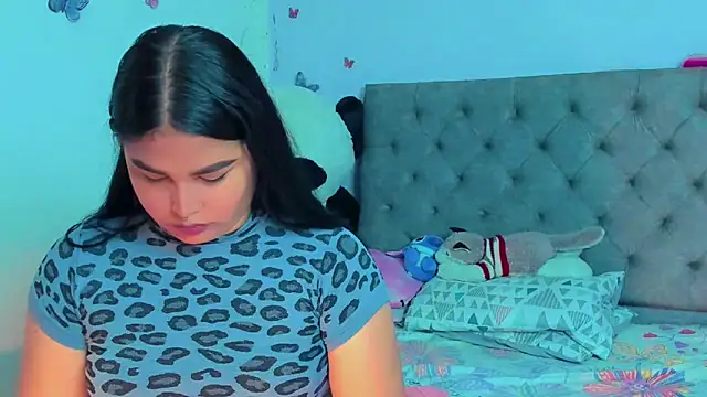 mabellfox online show from 13, 3, 2025