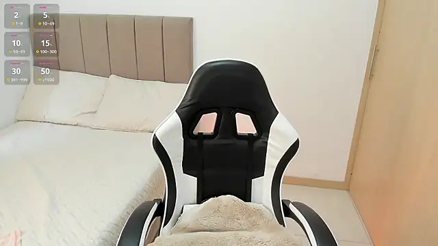 soyamandaa  online show from 1, 2, 2026