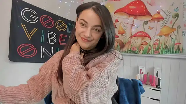 LovelyAzucena online show from 22, 12, 2025