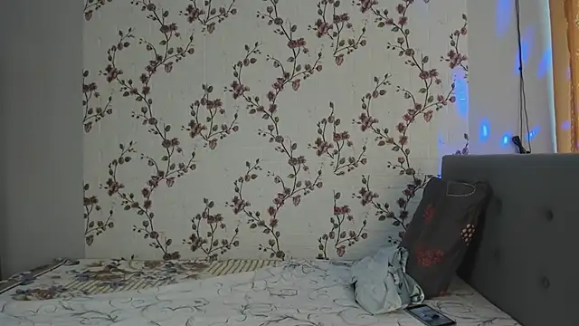 Snapshot of Alisagold90 chatting on 31, 1, 2025 Alisagold90 online show from 31, 1, 2025