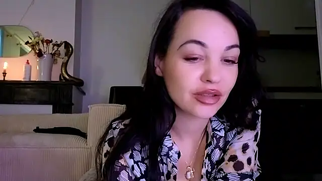 Snapshot of Lilie_romeo chatting on 13, 12, 2024 Lilie romeo online show from 13, 12, 2024