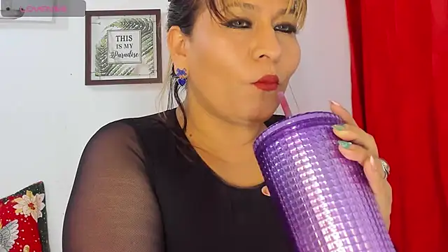 Snapshot of Victoria_Caruso chatting on 28, 12, 2024 Victoria Caruso online show from 28, 12, 2024