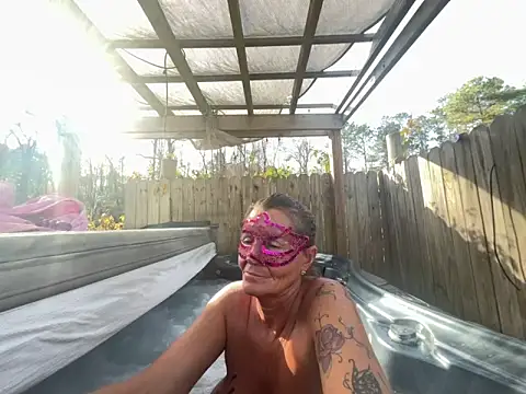 Snapshot of prainxxx22 chatting on 16, 12, 2024 prainxxx22 online show from 16, 12, 2024