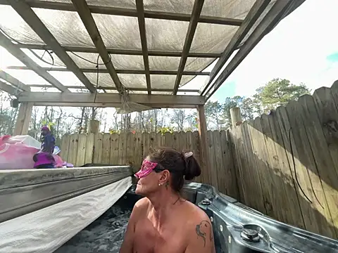 Snapshot of prainxxx22 chatting on 31, 12, 2024 prainxxx22 online show from 31, 12, 2024