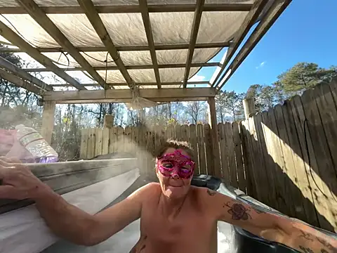 Snapshot of prainxxx22 chatting on 24, 1, 2025 prainxxx22 online show from 24, 1, 2025