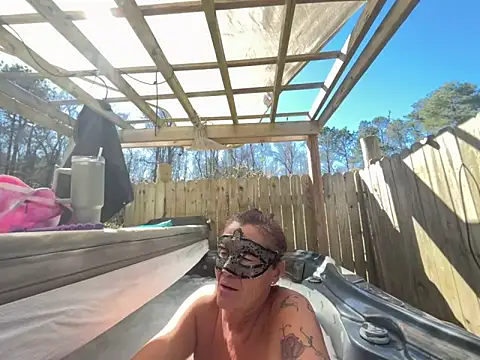 Snapshot of prainxxx22 chatting on 6, 3, 2025 prainxxx22 online show from 6, 3, 2025