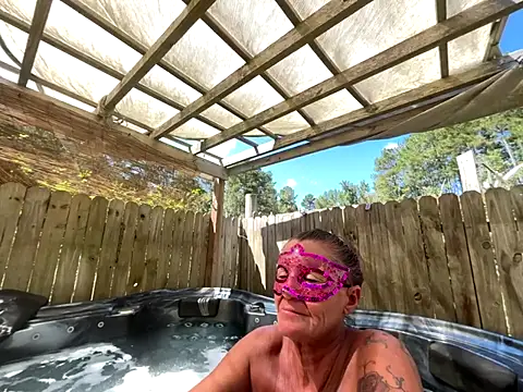 Snapshot of prainxxx22 chatting on 17, 9, 2025 prainxxx22 online show from 17, 9, 2025