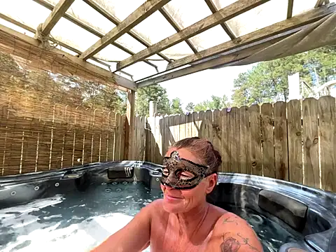 Snapshot of prainxxx22 chatting on 24, 9, 2025 prainxxx22 online show from 24, 9, 2025