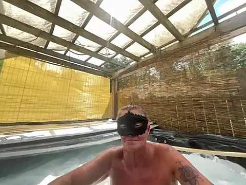 Snapshot of prainxxx22 chatting on 2, 10, 2025 prainxxx22 online show from 2, 10, 2025