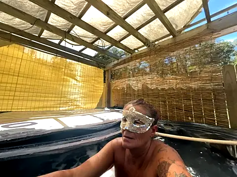 Snapshot of prainxxx22 chatting on 9, 10, 2025 prainxxx22 online show from 9, 10, 2025