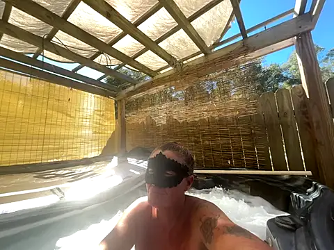 Snapshot of prainxxx22 chatting on 15, 10, 2025 prainxxx22 online show from 15, 10, 2025