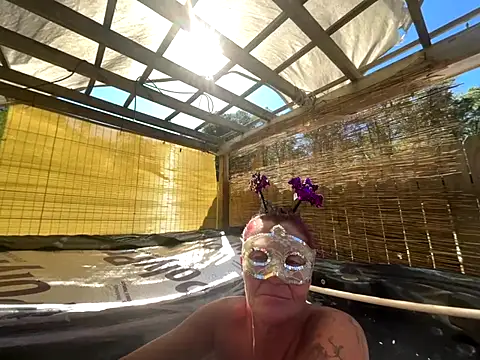 Snapshot of prainxxx22 chatting on 23, 10, 2025 prainxxx22 online show from 23, 10, 2025