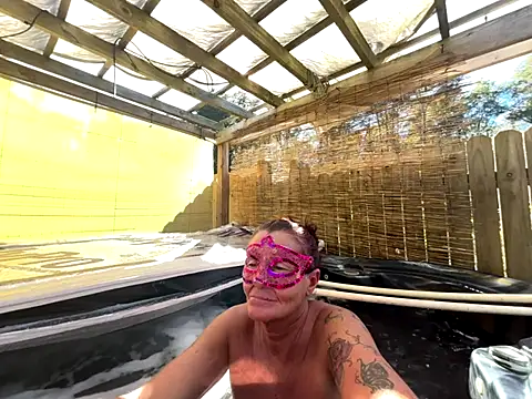 Snapshot of prainxxx22 chatting on 5, 11, 2025 prainxxx22 online show from 5, 11, 2025