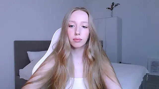 Snapshot of Luna_insniity chatting on 29, 11, 2025 Luna insniity online show from 29, 11, 2025