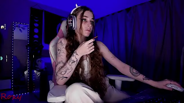 Snapshot of wet_dream_ chatting on 21, 10, 2025 wet dream online show from 21, 10, 2025