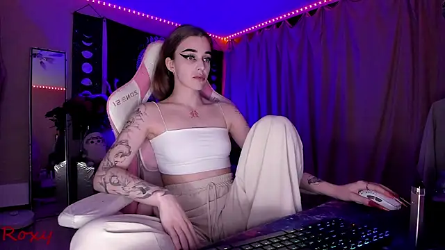 Snapshot of wet_dream_ chatting on 19, 11, 2025 wet dream online show from 19, 11, 2025