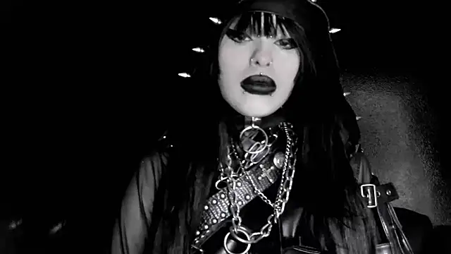 XXIOUX online show from 20, 4, 2026