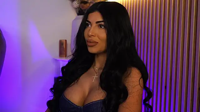 Snapshot of KimyBroox chatting on 11, 3, 2025 KimyBroox online show from 11, 3, 2025