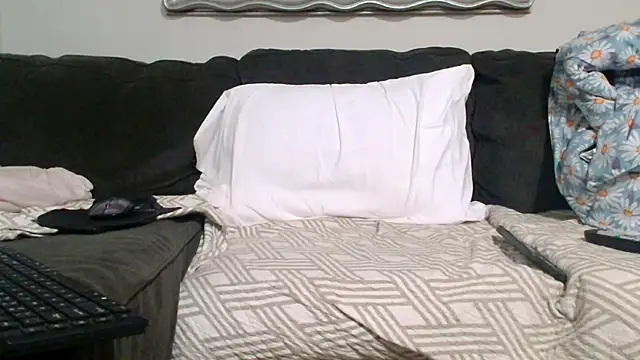 Badcuzwefun187 online show from 30, 4, 2026