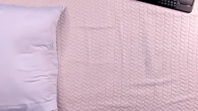 veronica185 online show from 5, 3, 2025