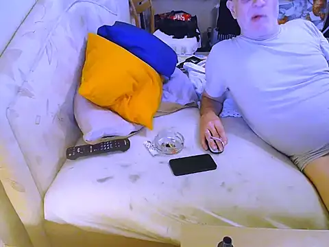 Snapshot of HornyRalfi55 chatting on 3, 2, 2025 HornyRalfi55 online show from 3, 2, 2025