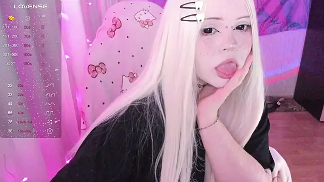 SelenaCute online show from 6, 7, 2026