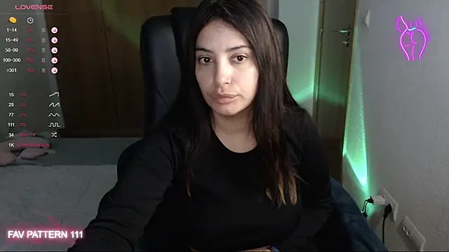 Snapshot of AnnaQueen chatting on 27, 1, 2025 AnnaQueen online show from 27, 1, 2025